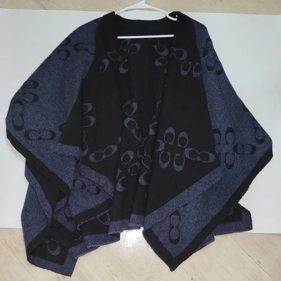 Coach Signature Poncho - Black/Midnight Navy - Picture 6 of 10